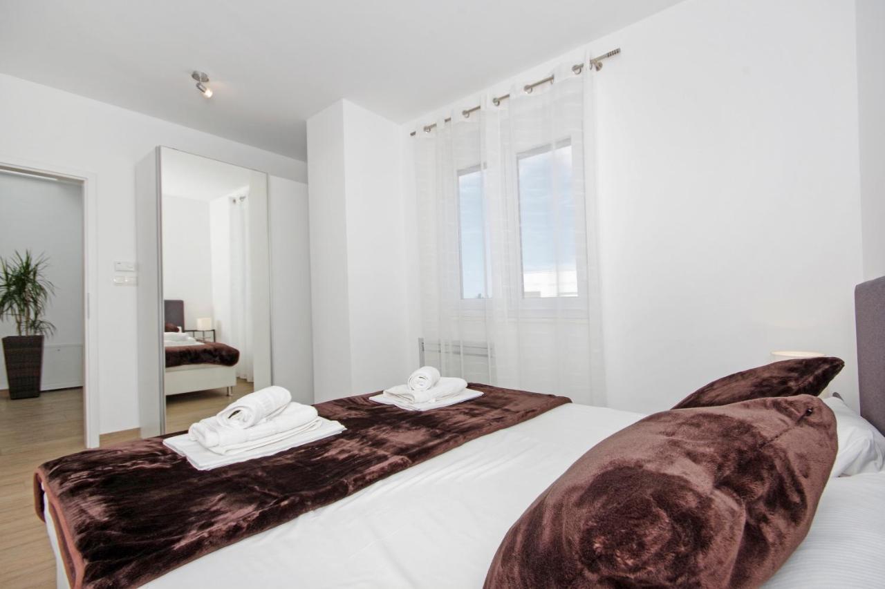Apartment Laura Привлака Экстерьер фото