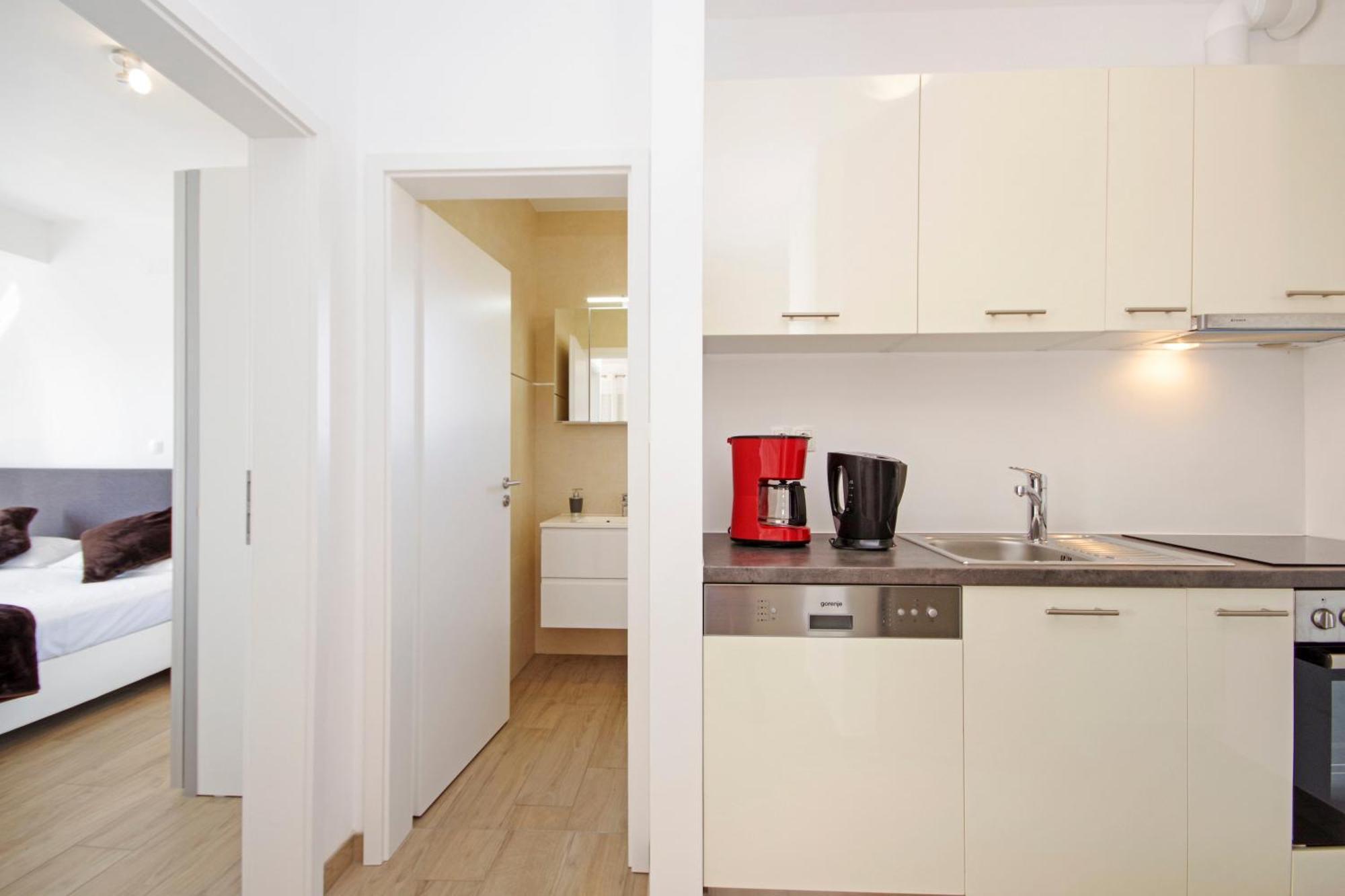 Apartment Laura Привлака Экстерьер фото