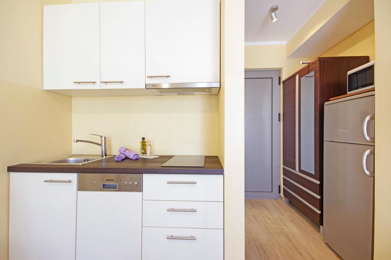 Apartment Laura Привлака Экстерьер фото